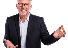 https://job-industrie.com/wp-content/uploads/2018/11/Cyril-BART-Com-unedifference-236x168.jpg