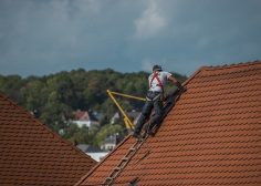 https://job-industrie.com/wp-content/uploads/2020/02/Métiers-Pose-et-restauration-de-couvertures-couvreurs-236x168.jpg