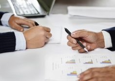 https://job-industrie.com/wp-content/uploads/2025/11/travail-dans-lindustrie-236x168.jpg